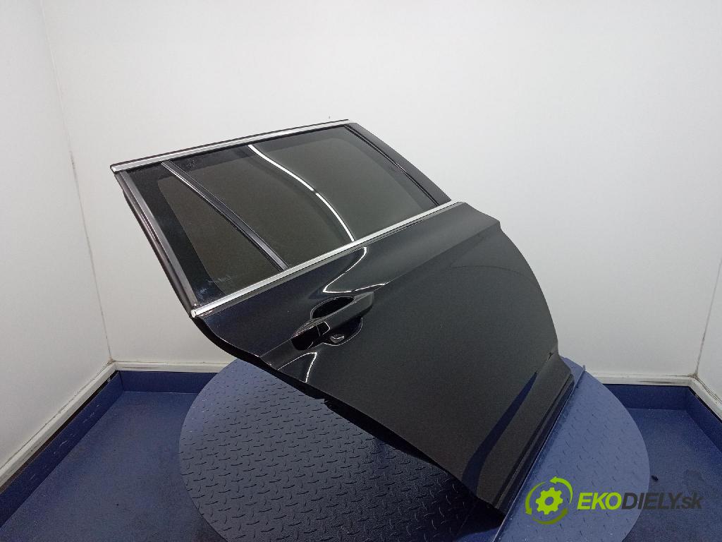 Vw Passat 2015 dveře Zad: prave