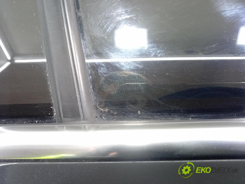 Vw Passat 2015 dveře Zad: prave