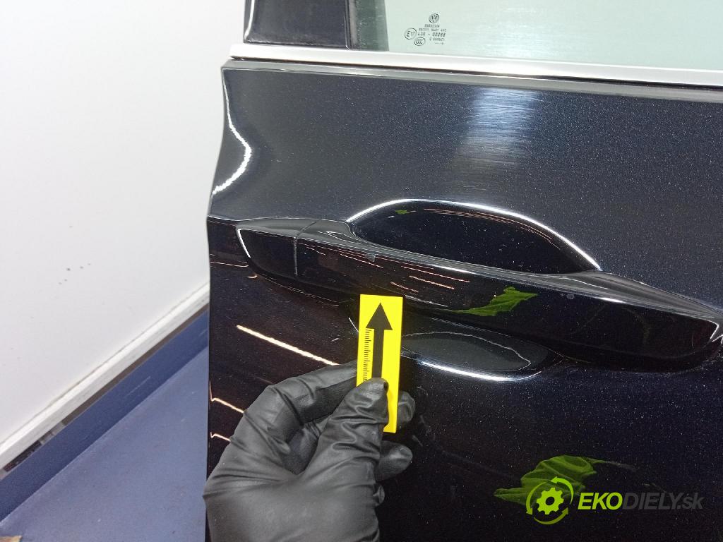 Vw Passat 2015 dvere Predné pravé