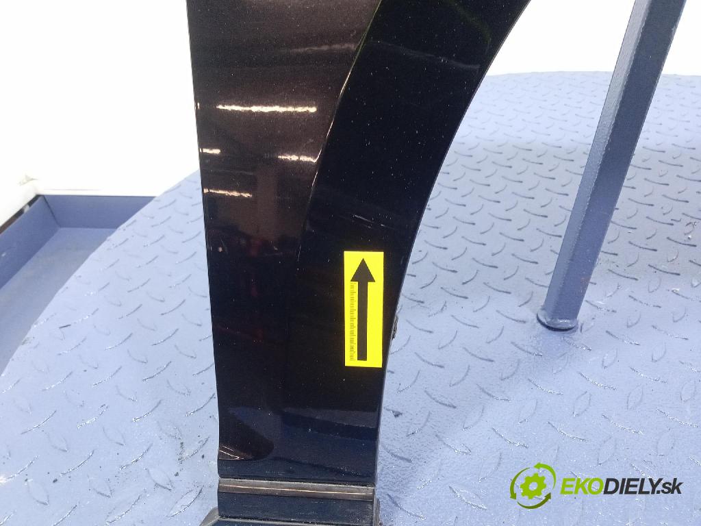 Vw Passat 2015 blatník Predné v pravo: