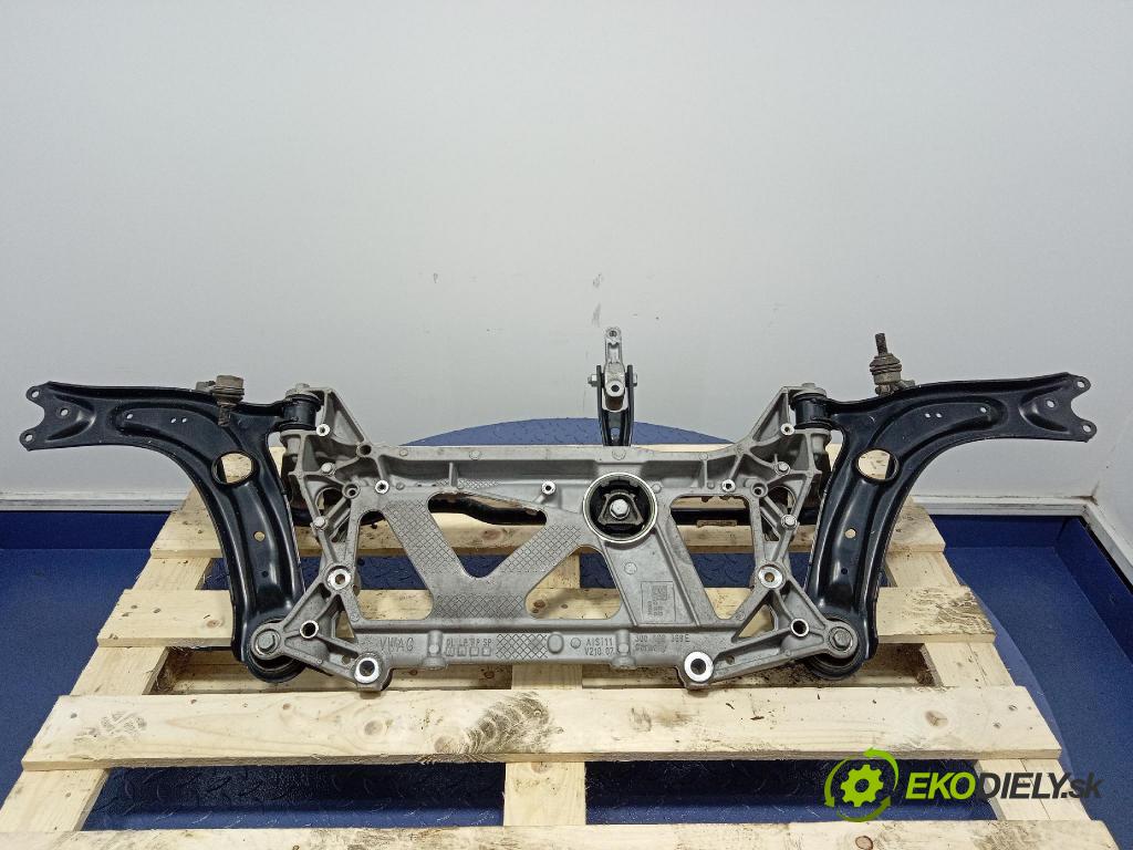 Vw Passat 2015 Výstuha 3Q0199369E