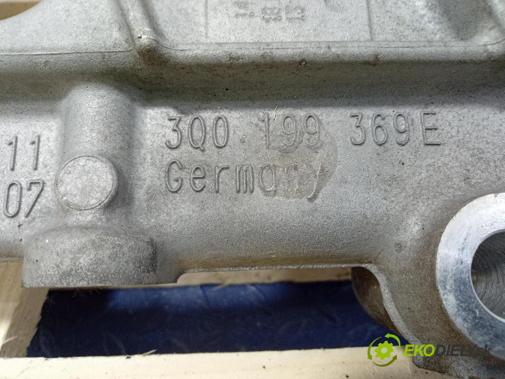 Vw Passat 2015 Výstuha 3Q0199369E