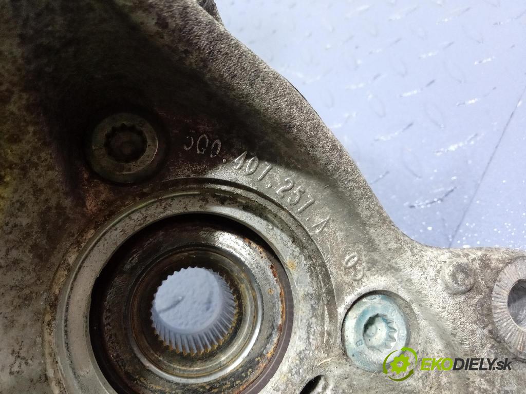 Vw Passat 2015 McPerson: Vľavo: 3Q0413031BN