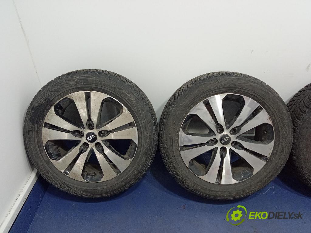 Kia Sportage 2014 Ráfky Hlinikové: Pneumatiky