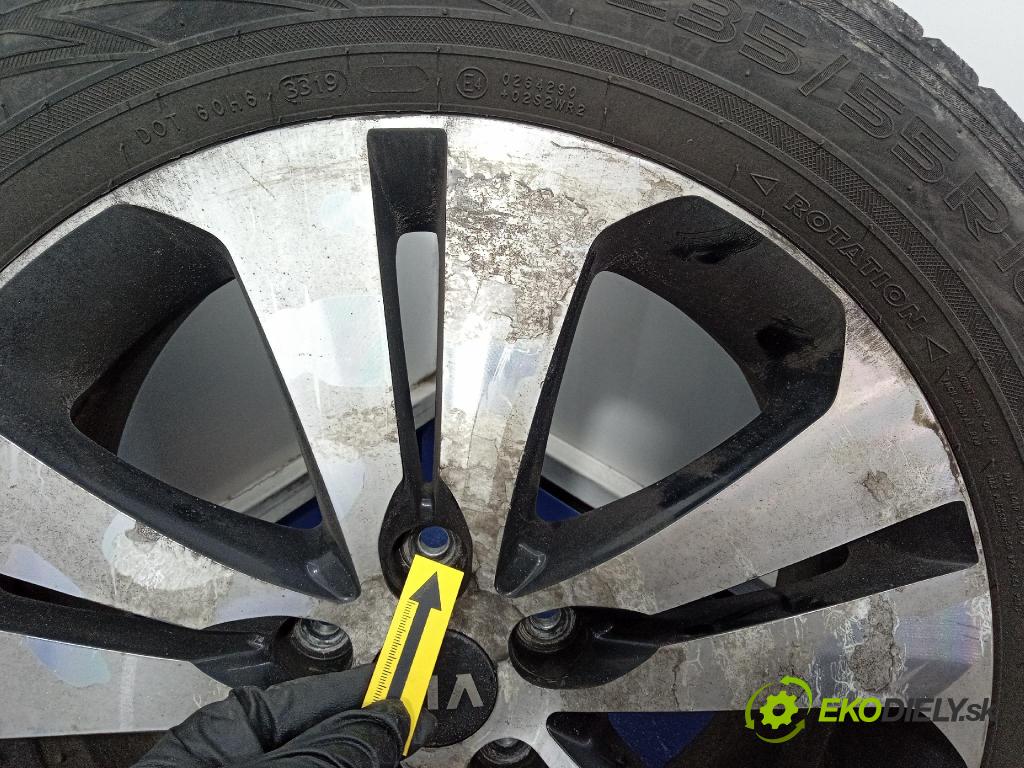 Kia Sportage 2014 Ráfky Hlinikové: Pneumatiky