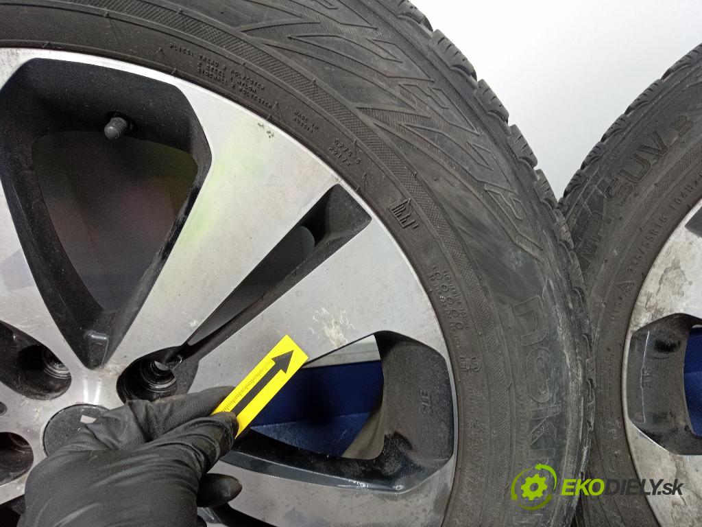 Kia Sportage 2014 Ráfky Hlinikové: Pneumatiky