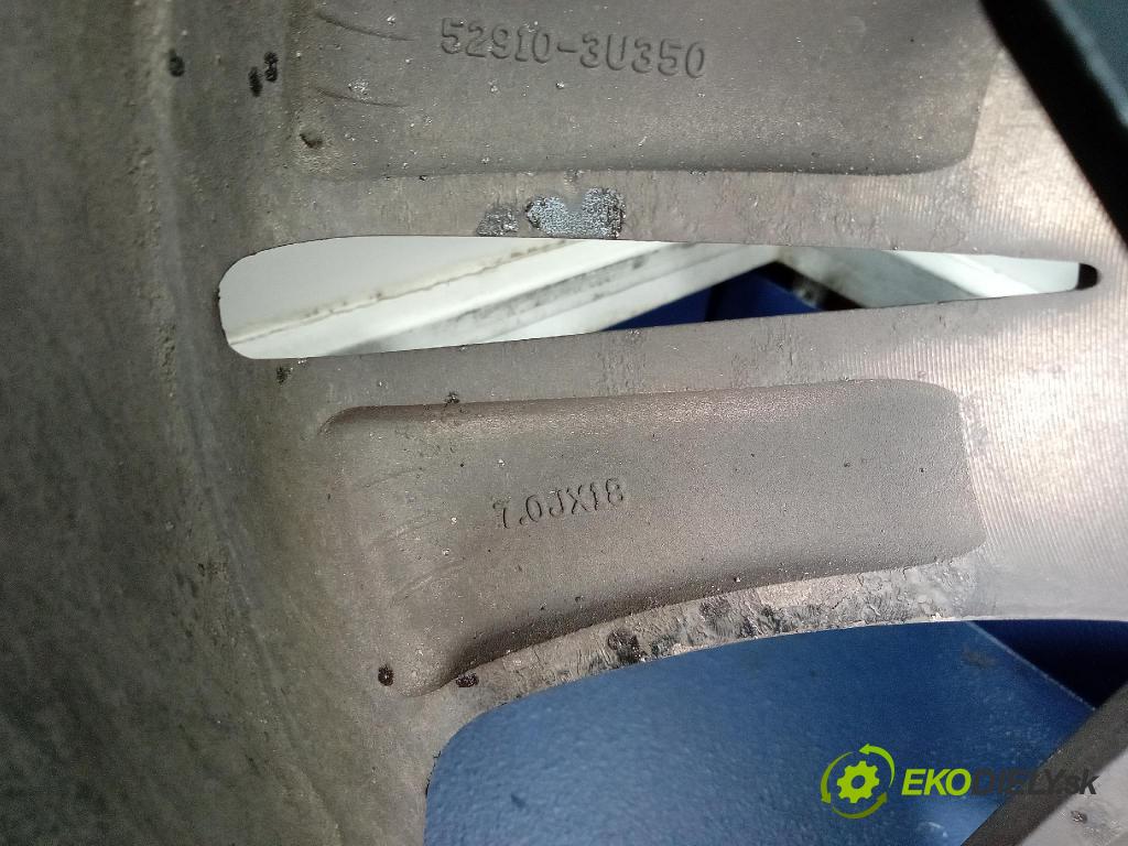 Kia Sportage 2014 Ráfky Hlinikové: Pneumatiky 