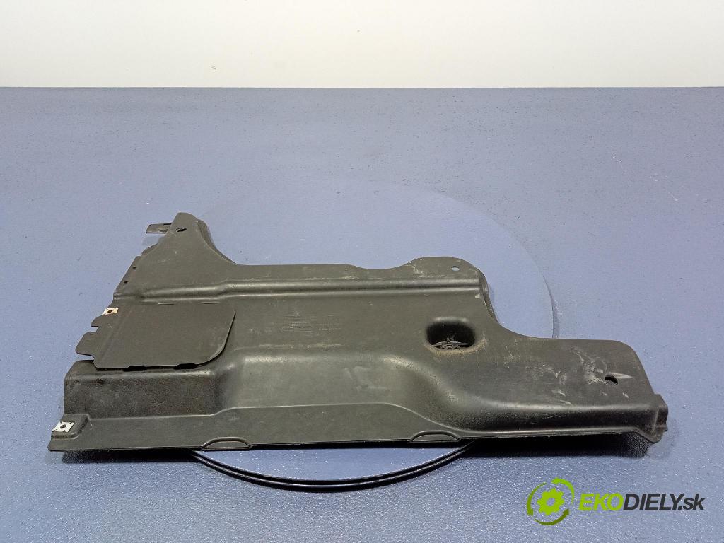 Vw Passat 2015 kryt Plast: podvozek: 3Q0825102A