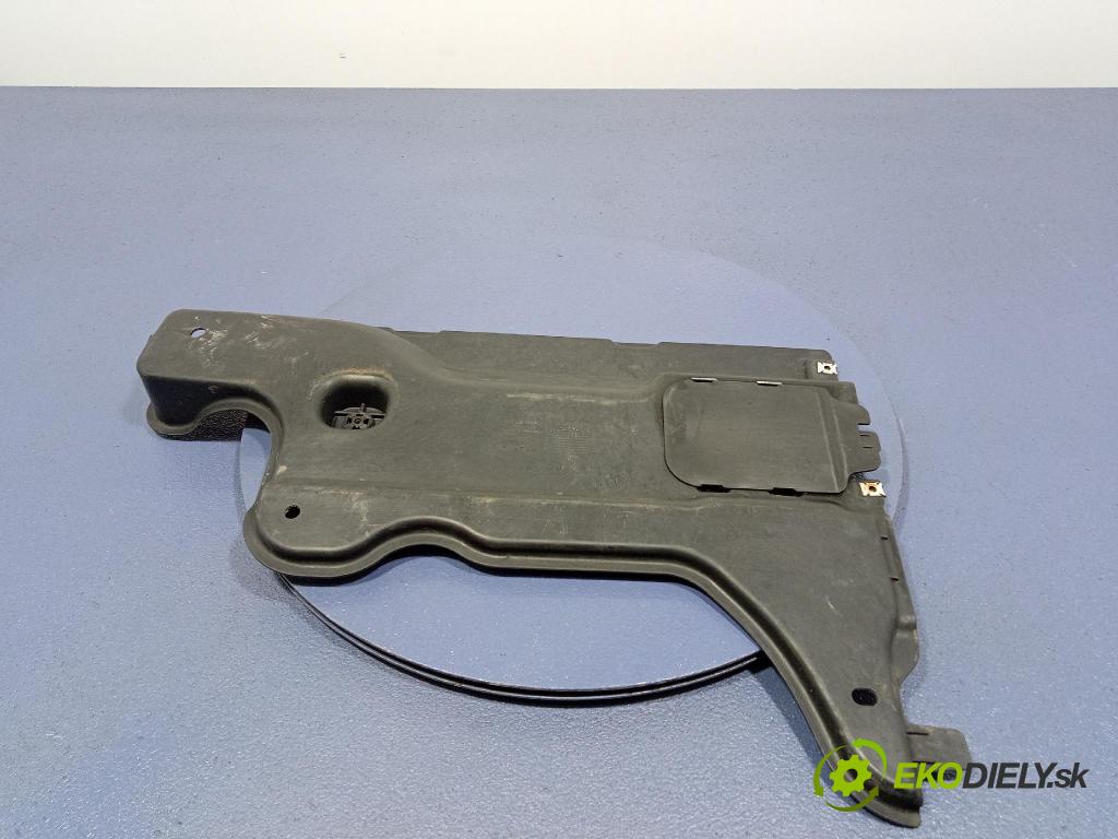 Vw Passat 2015 kryt Plast: podvozek: 3Q0825102A