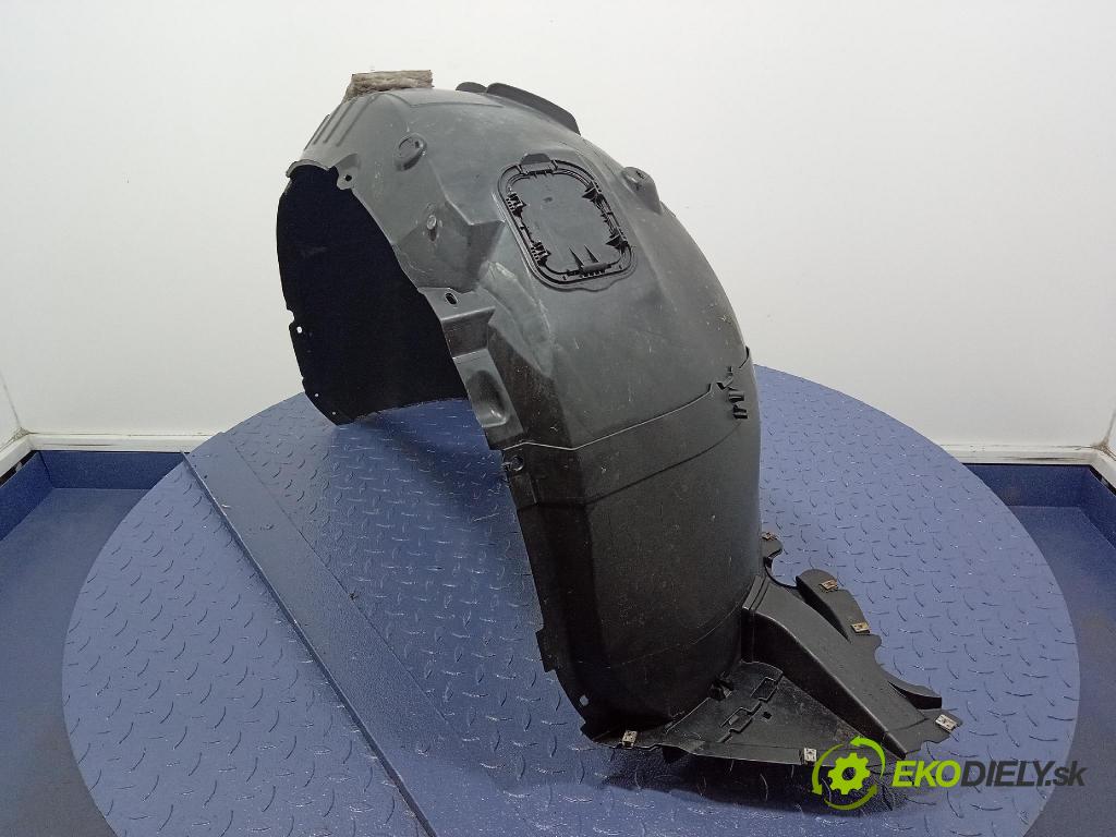 Vw Passat 2015 Blatník: Plastové: Predné 3G0805970E