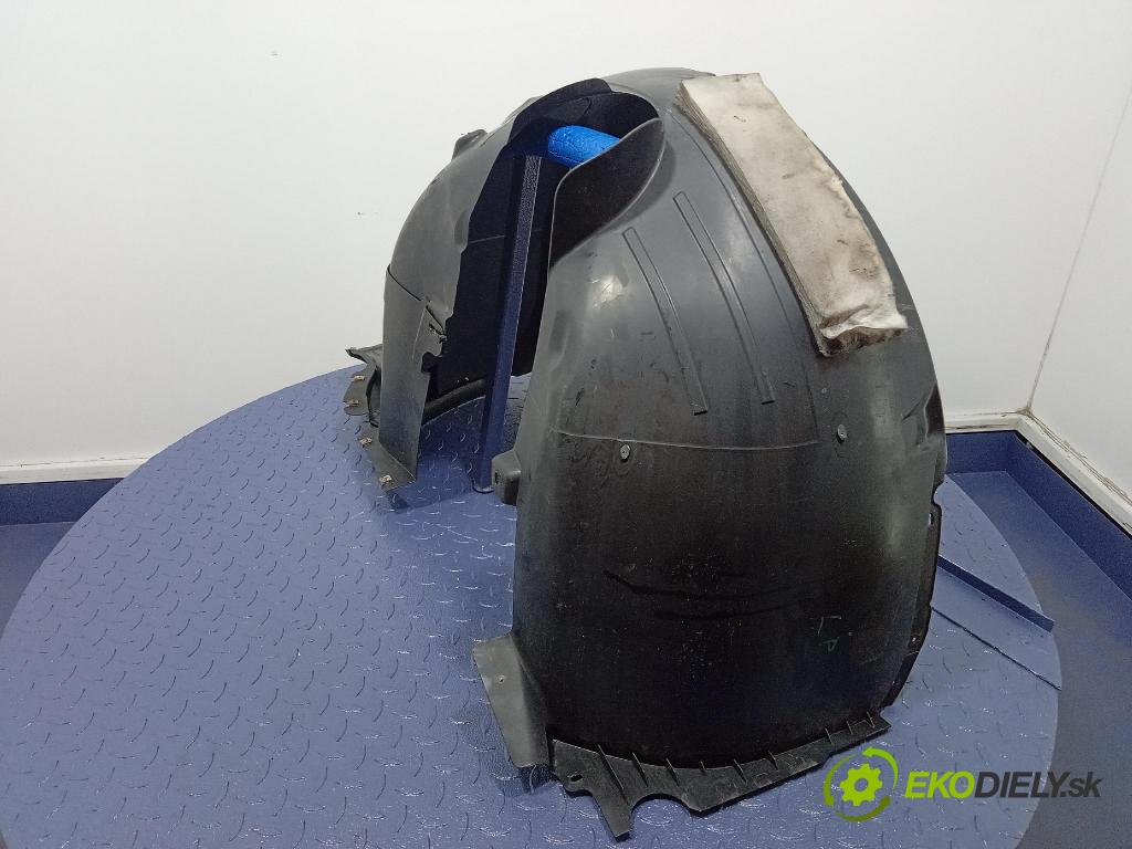 Vw Passat 2015 Blatník: Plastové: Predné 3G0805970E