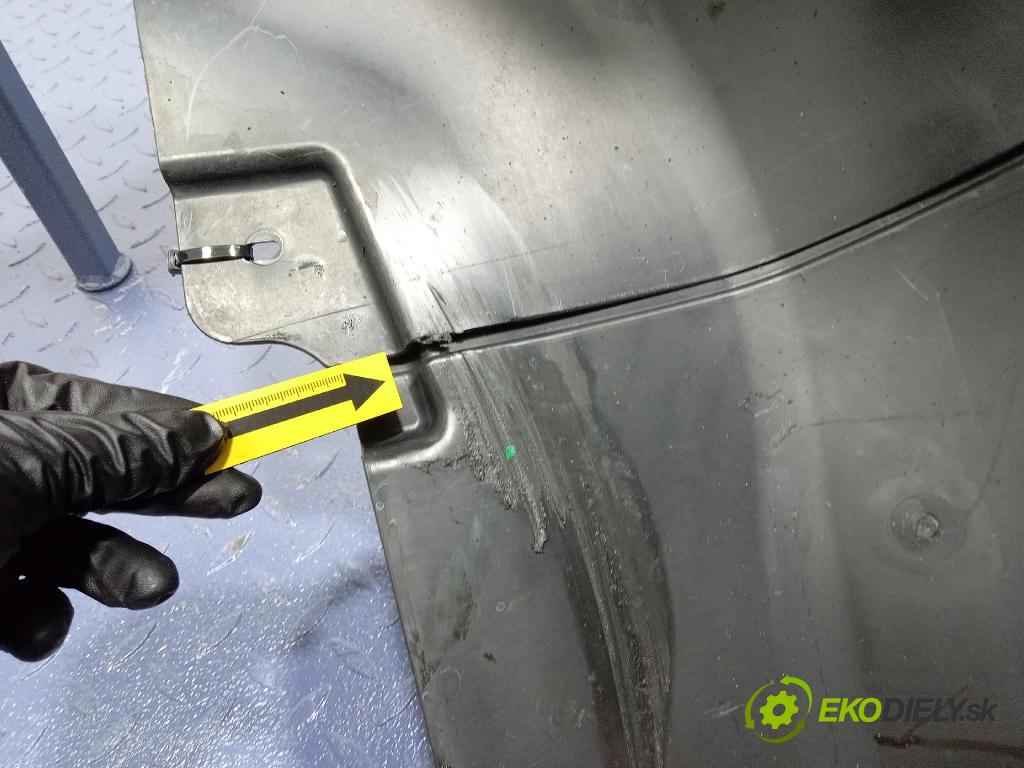 Vw Passat 2015 Blatník: Plastové: Predné 3G0805970E