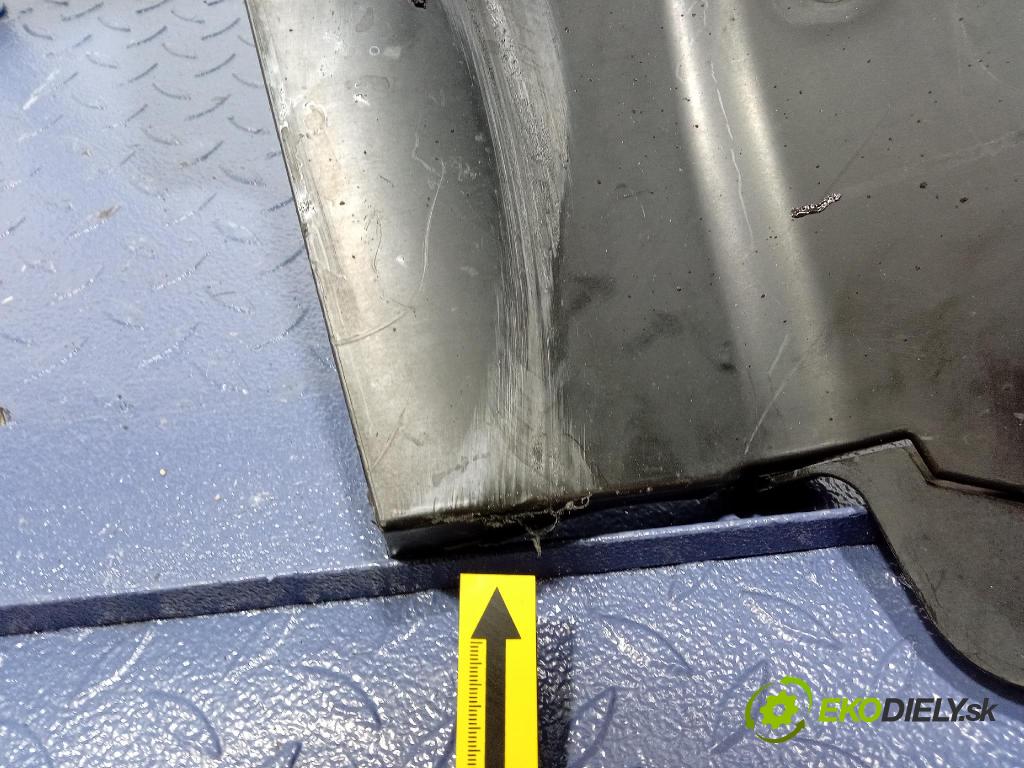 Vw Passat 2015 Blatník: Plastové: Predné 3G0805970E