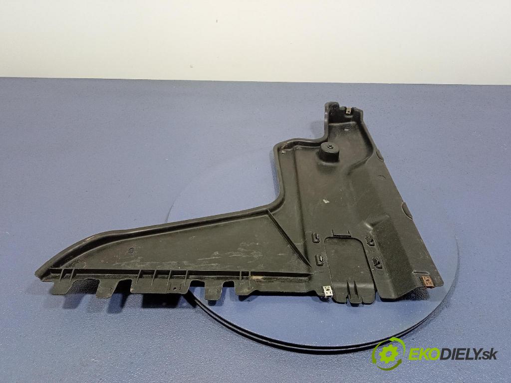 Vw Passat 2015 kryt Plast: podvozek: 3Q0825101A