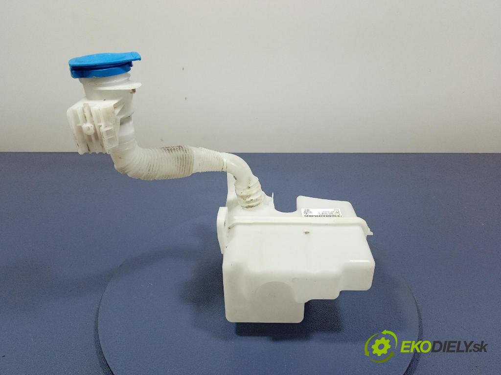 Vw Passat 2015 nádržka Podložka: 3Q0955448B