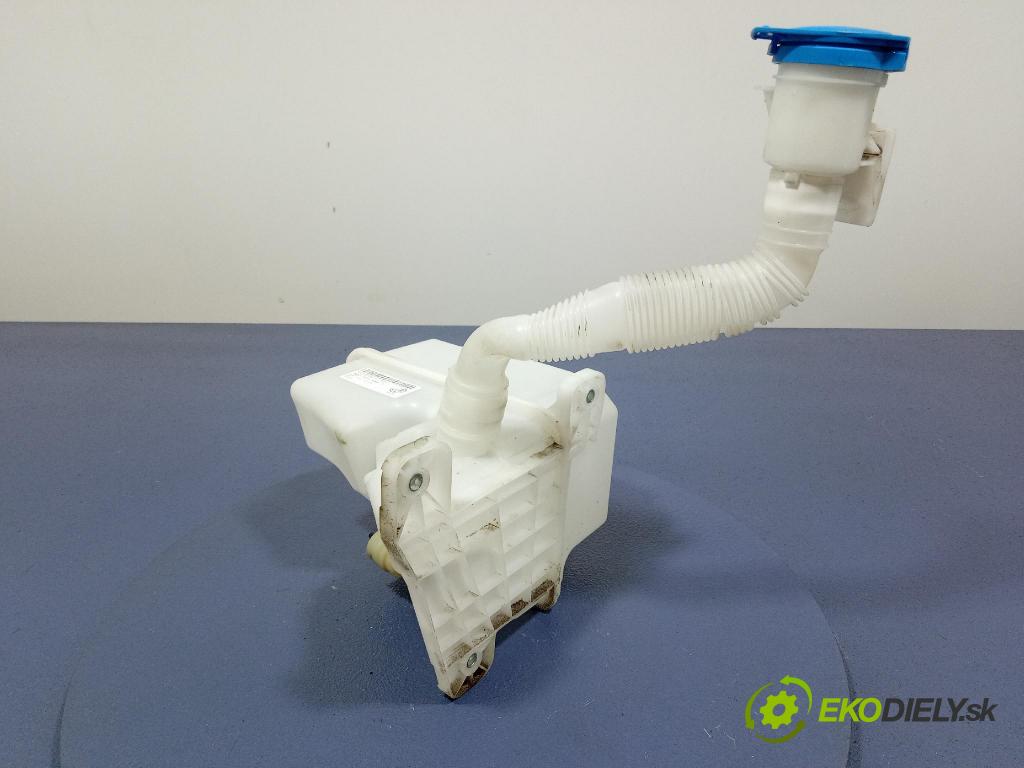 Vw Passat 2015 nádržka Podložka: 3Q0955448B