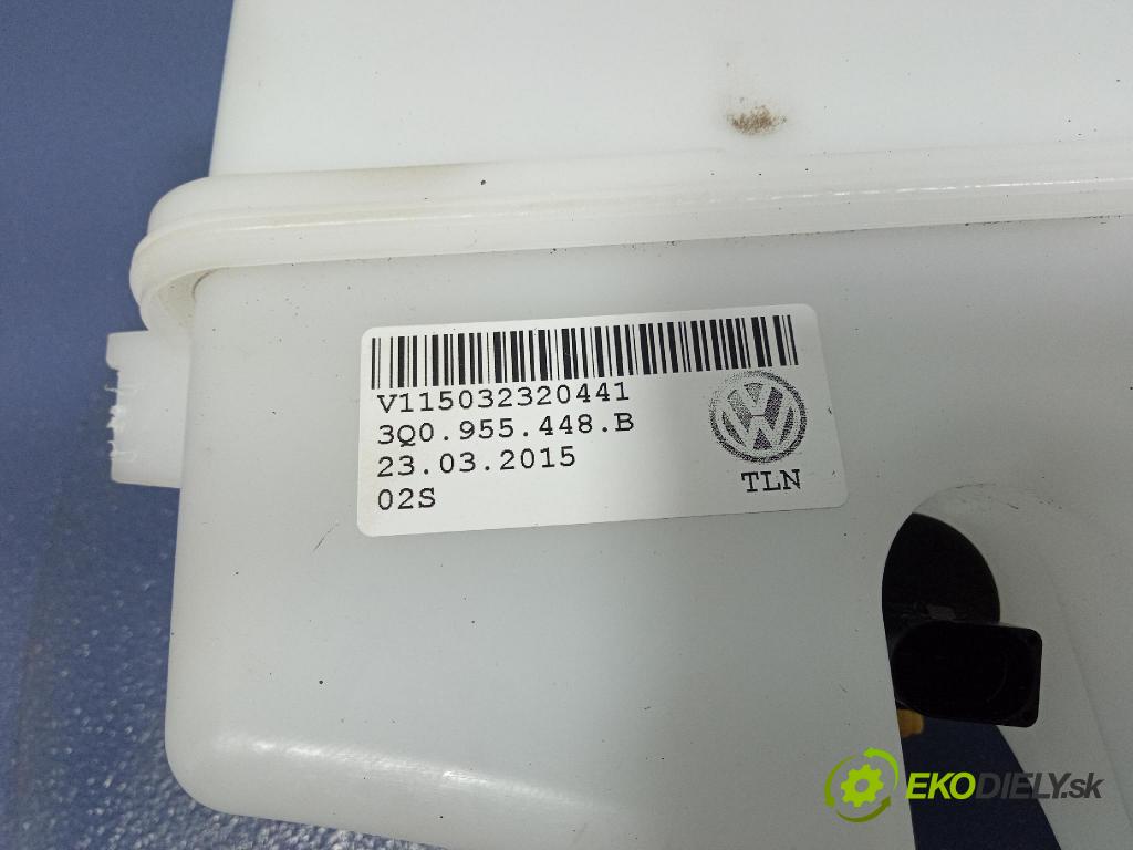 Vw Passat 2015 nádržka Podložka: 3Q0955448B