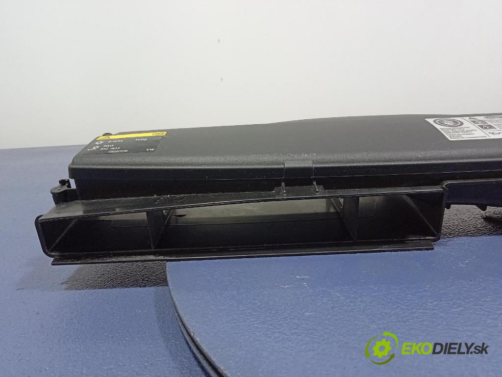 Vw Passat 2015 Prívod: Vzduch: 5Q0129254B