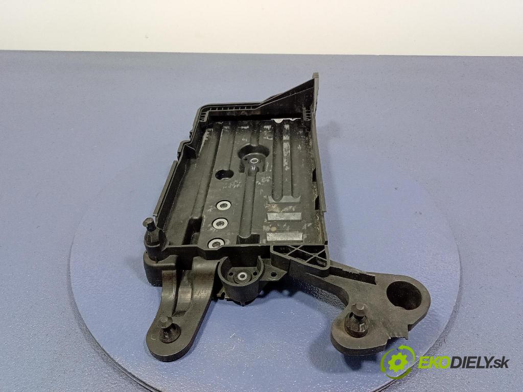 Vw Passat 2015 Základ: batéria 5Q0915321H