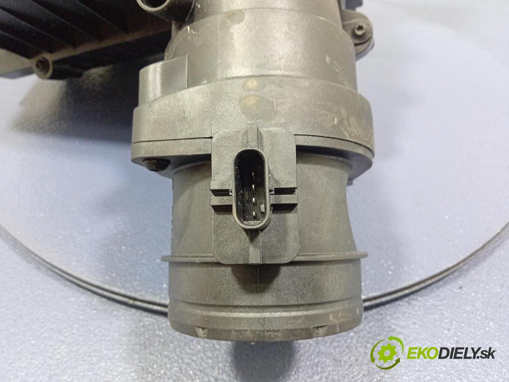 Vw Passat 2015 obal Filtre: Vzduch: 5Q0129607AA