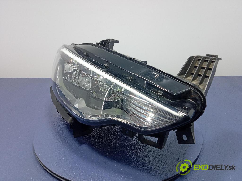 Fiat Tipo 2016 Reflektor: v pravo: 52145158