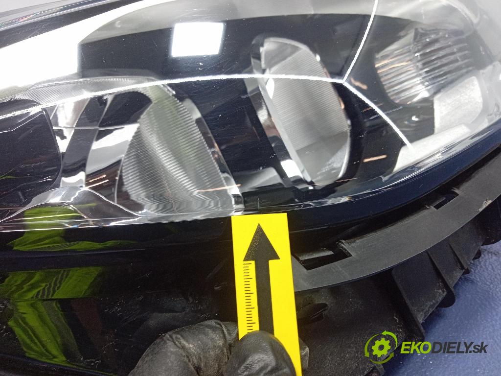 Fiat Tipo 2016 Reflektor: v pravo: 52145158