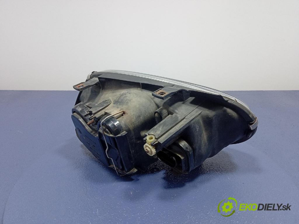 Vw Golf 1999 Reflektor: Vľavo: 150145-00