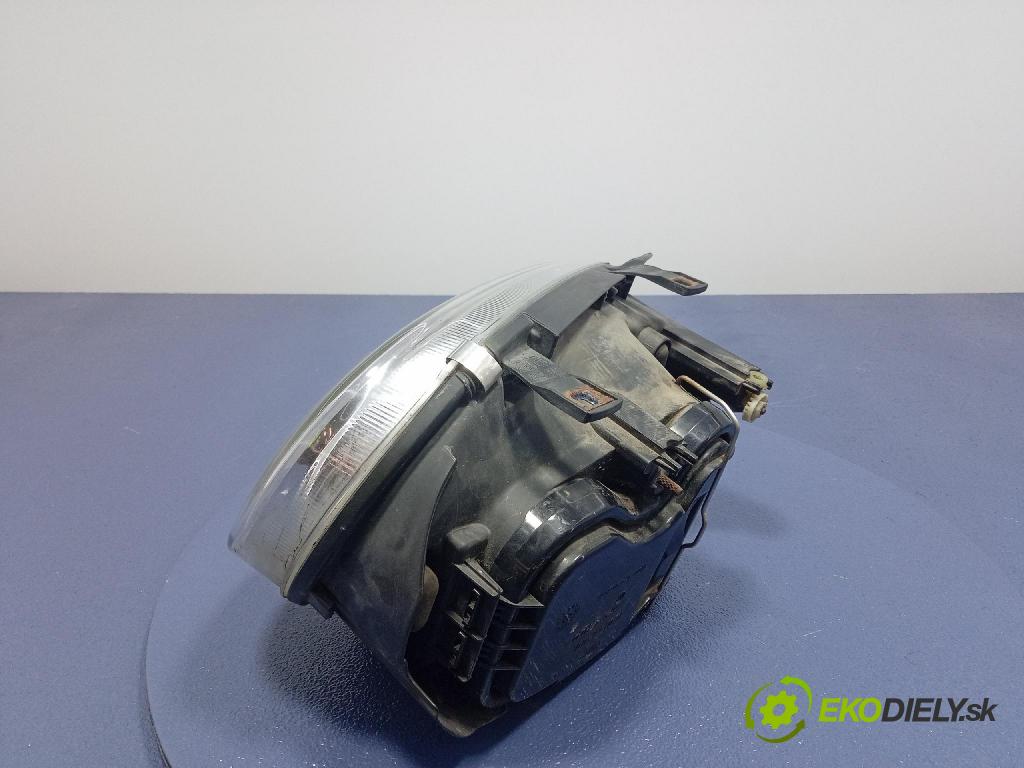Vw Golf 1999 Reflektor: Vľavo: 150145-00