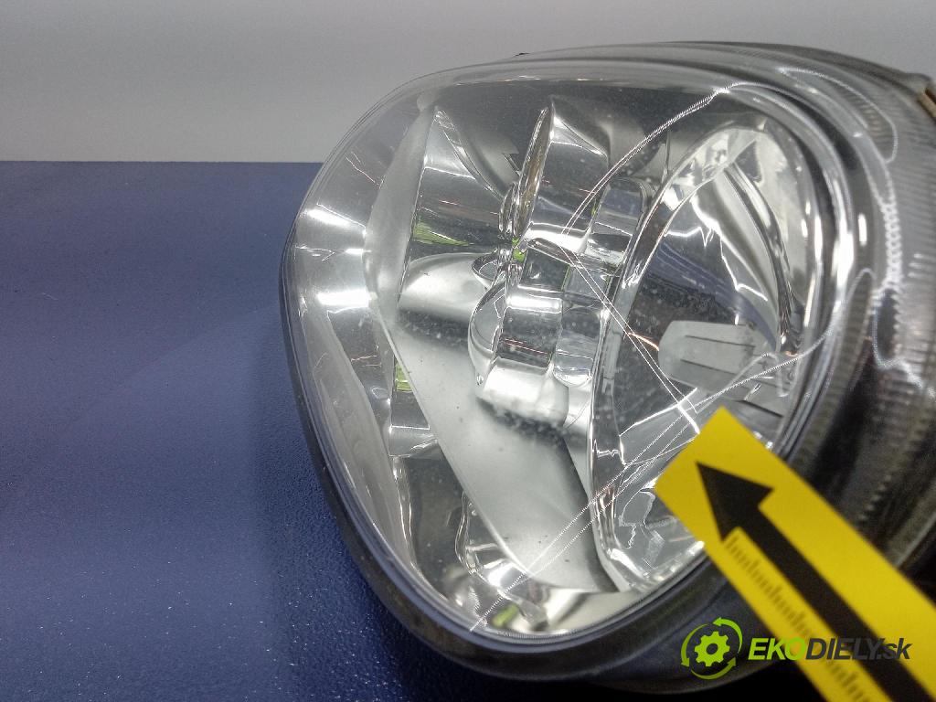 Vw Golf 1999 Reflektor: Vľavo: 150145-00