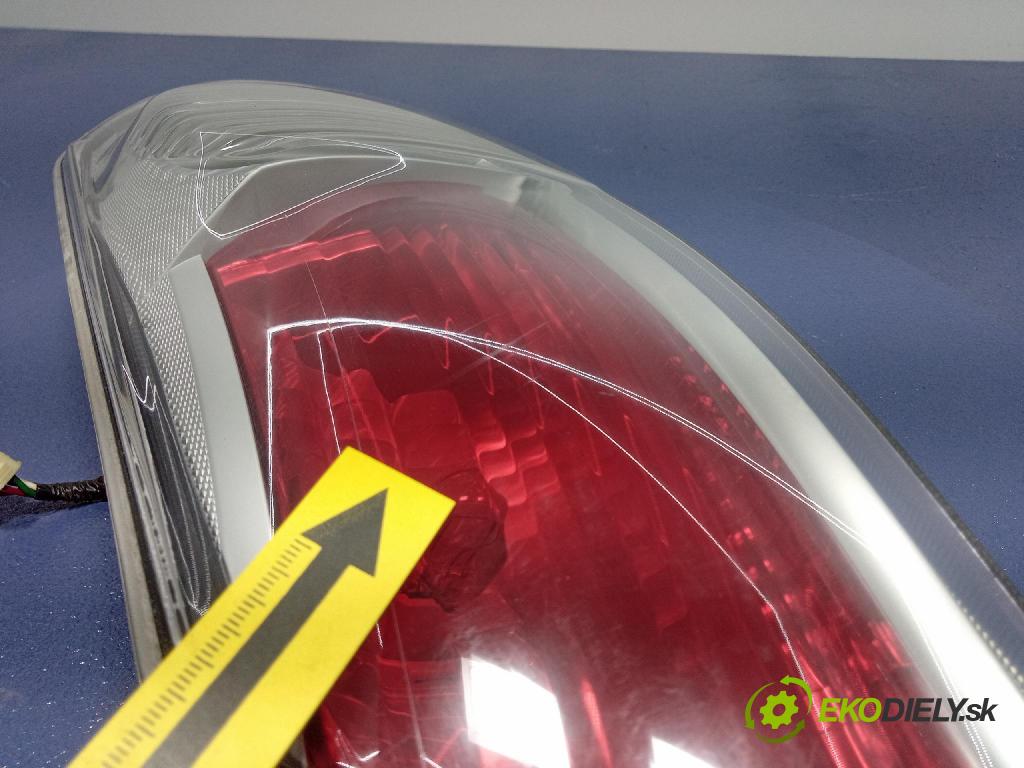 Daihatsu Sirion 2008 svetlo / reflektor zad Prava: Vonkajsia: 220-51762