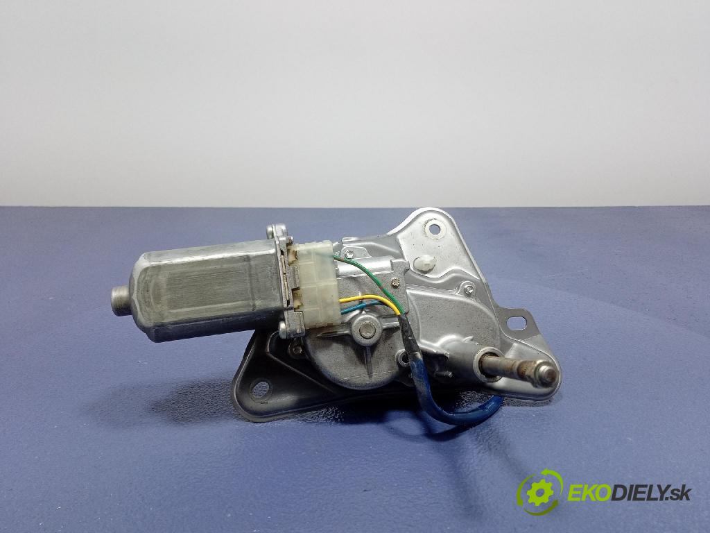 Daihatsu Sirion 2008 motor: Stierače: zad 85130-B1020