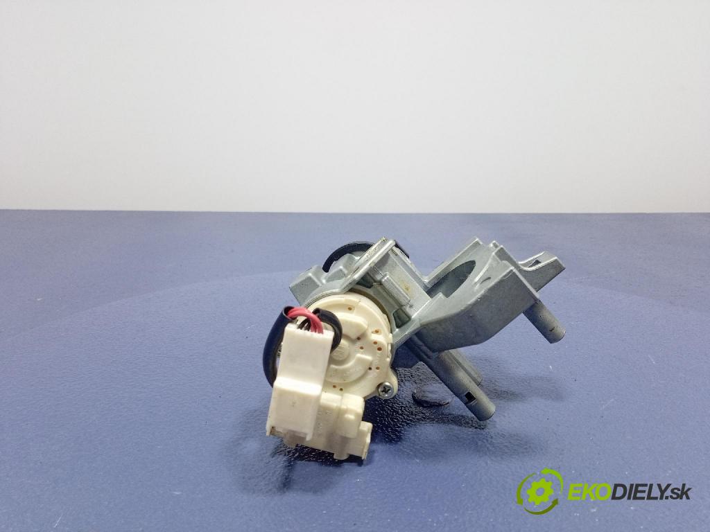 Daihatsu Sirion 2008 Spínač zapaľovania: 381150