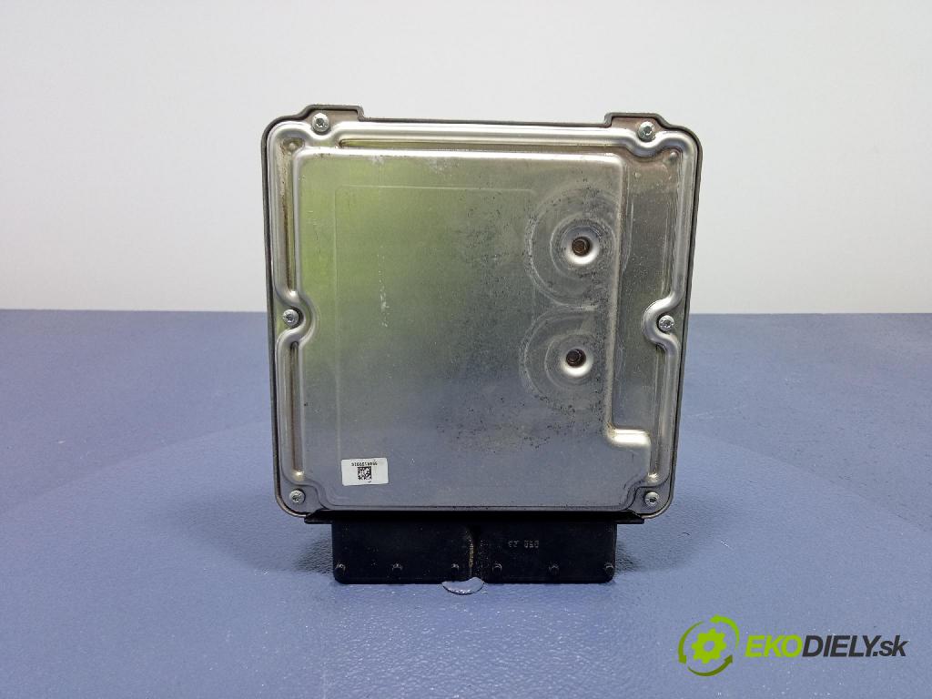 Vw Passat 2015 riadiaca jednotka Motor: 04L907309R