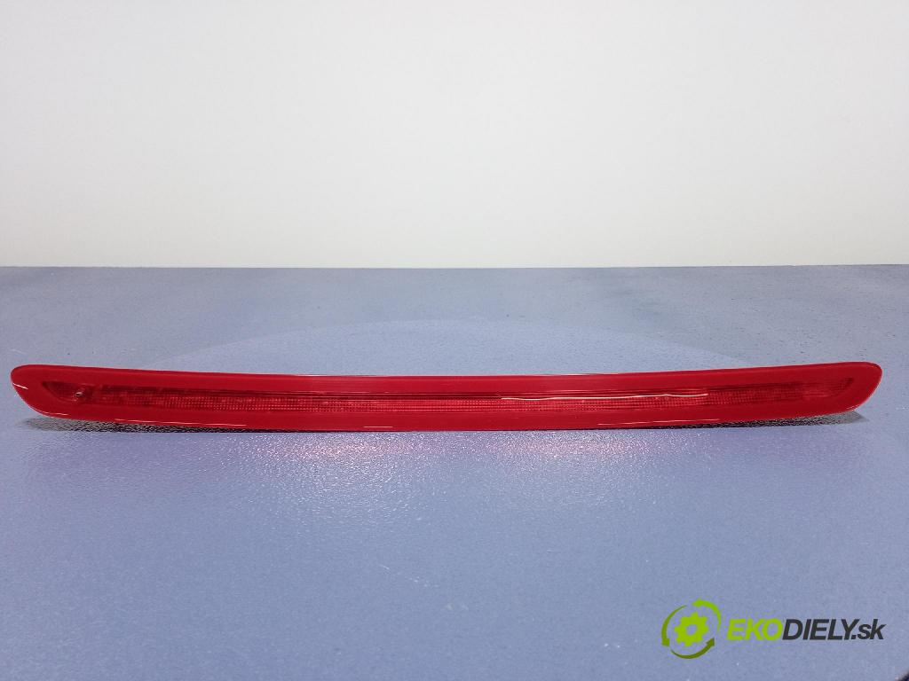 Vw Passat 2015 Svetlo: Stop: 3G9945087A