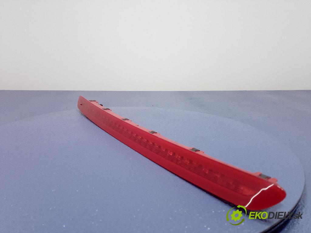 Vw Passat 2015 Svetlo: Stop: 3G9945087A