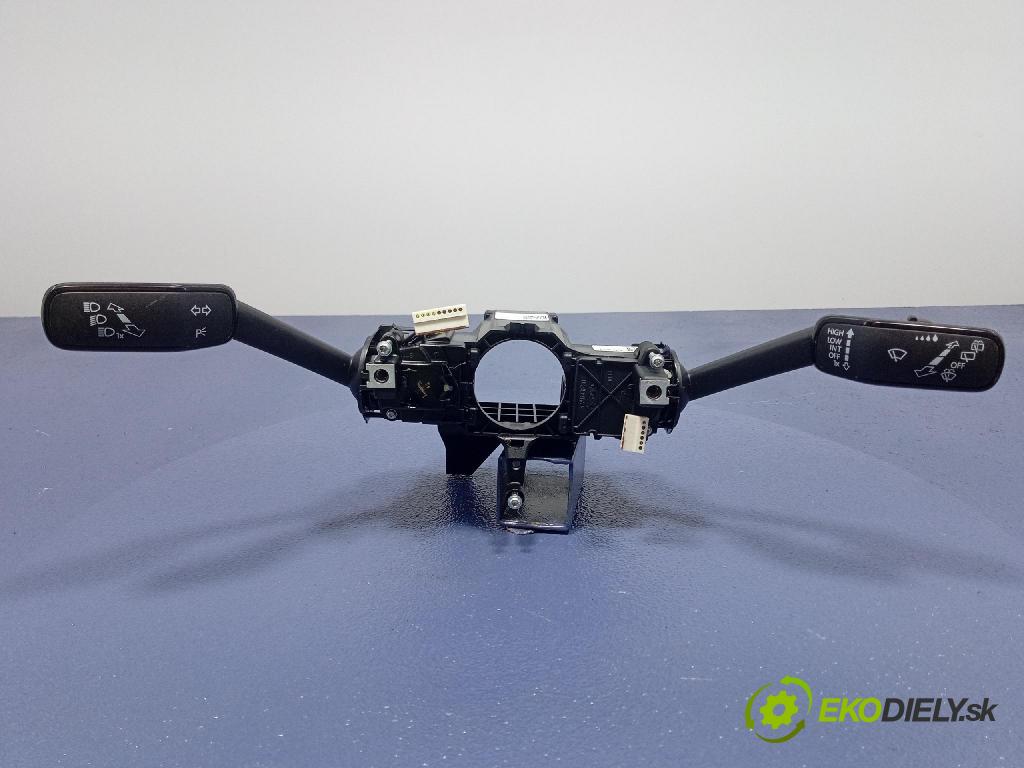 Vw Passat 2015 prepínač Komplex: 3Q0953521P