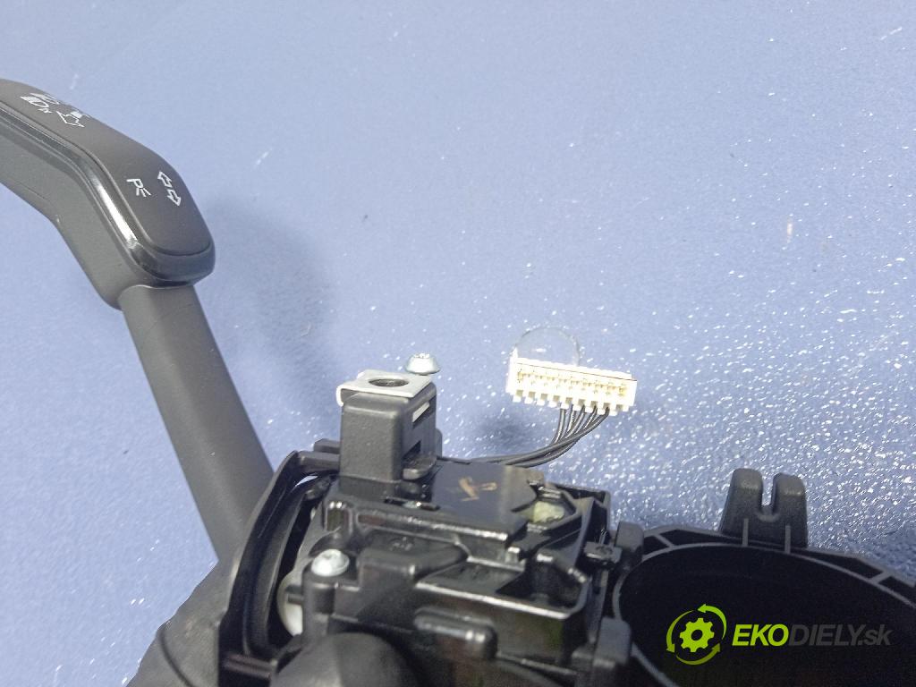 Vw Passat 2015 prepínač Komplex: 3Q0953521P