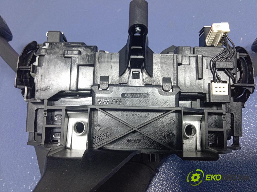 Vw Passat 2015 prepínač Komplex: 3Q0953521P