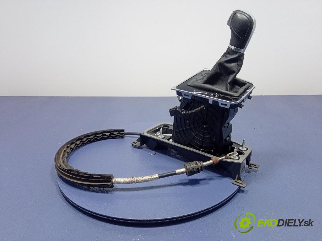 Vw Passat 2015 Páka: Zmeny: 3Q1713023C