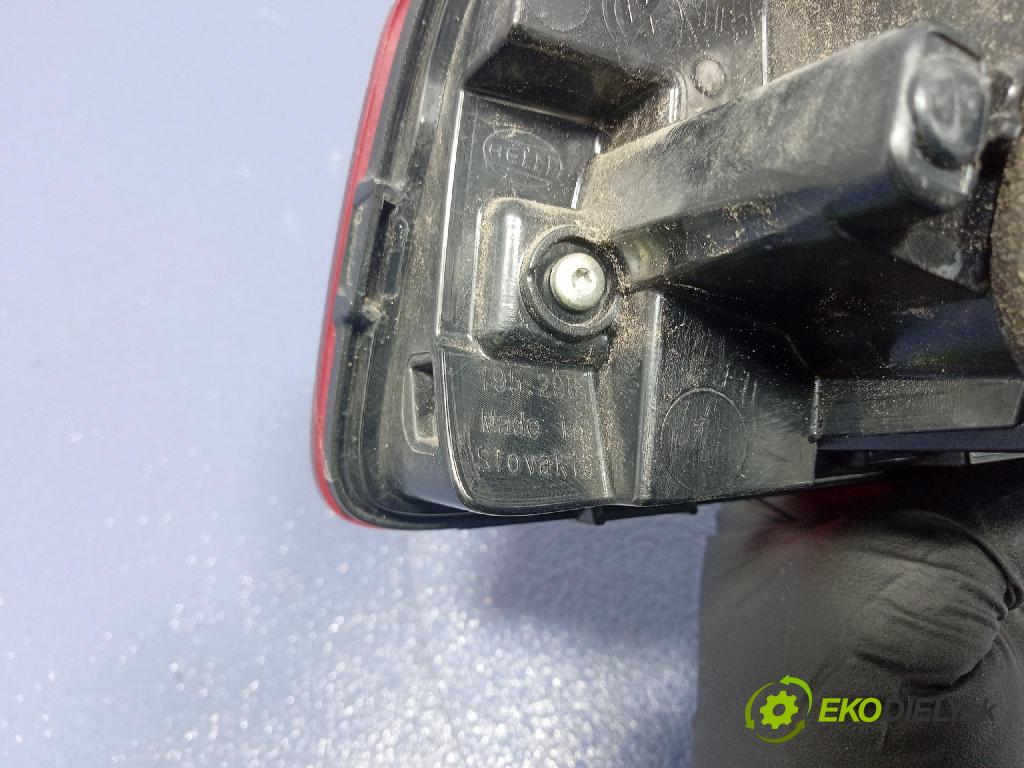 Vw Passat 2015 svetlo / reflektor zad ľavá Vnútri: