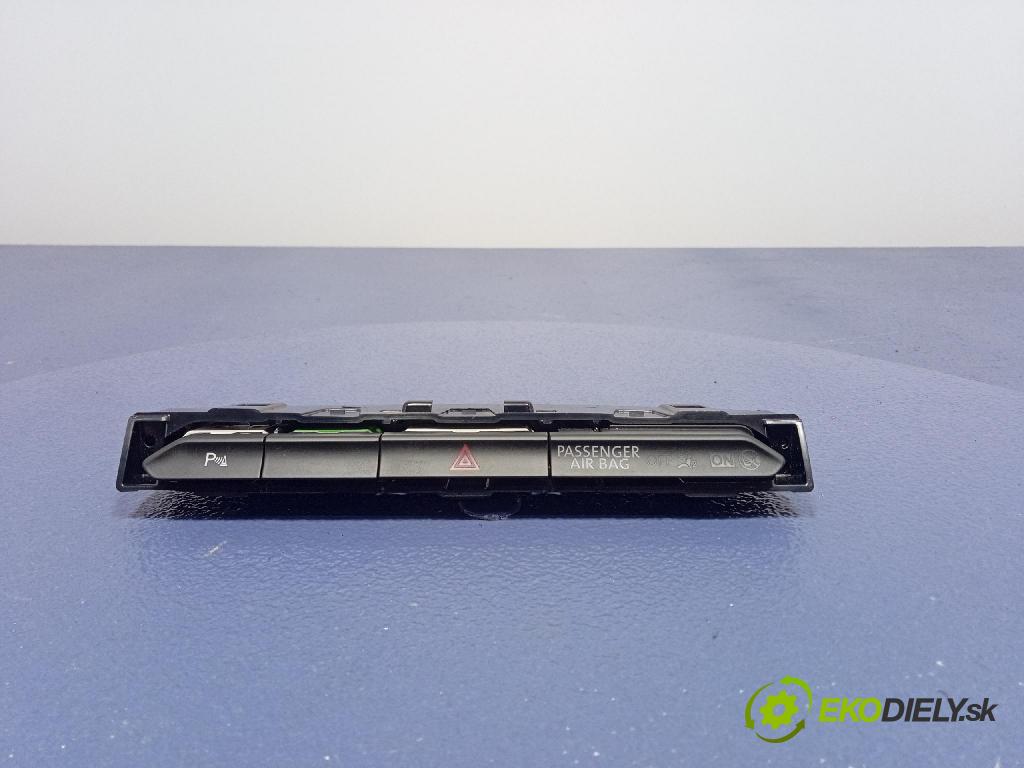 Vw Passat 2015 prepínač 3G1853770A