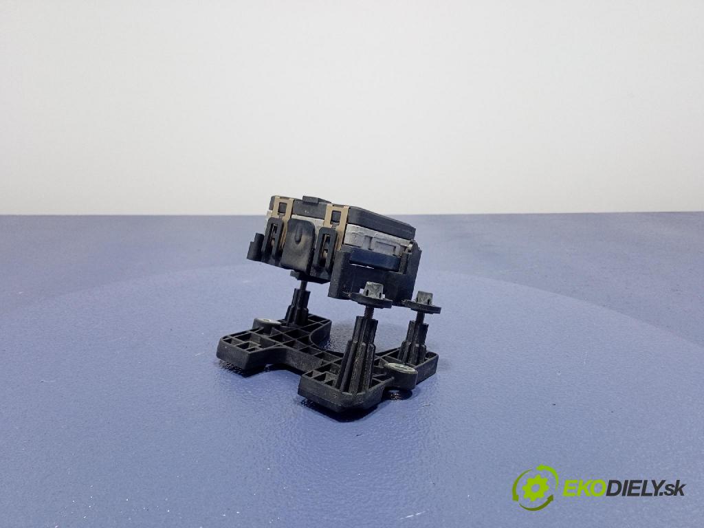 Vw Passat 2015 Radar: 3Q0907561B