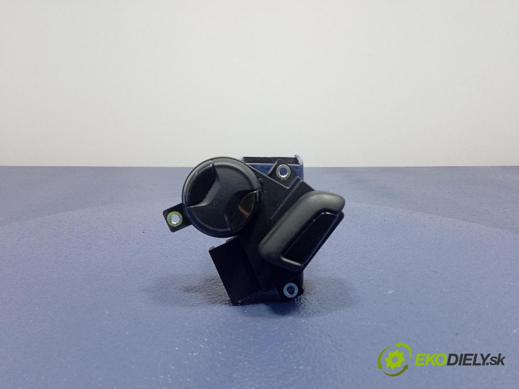 Vw Passat 2015 prepínač Foto: 3G0959777A