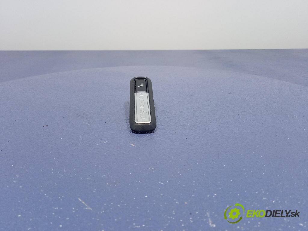 Vw Passat 2015 prepínač Foto: 3G0959917