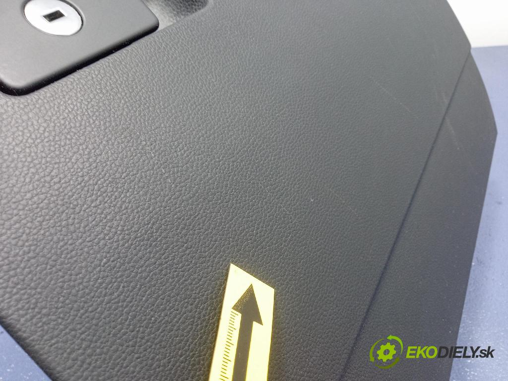 Vw Passat 2015 kastlík 3G1857097N