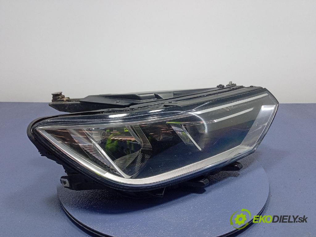 Vw Passat 2015 Reflektor: v pravo: 3G1941006B