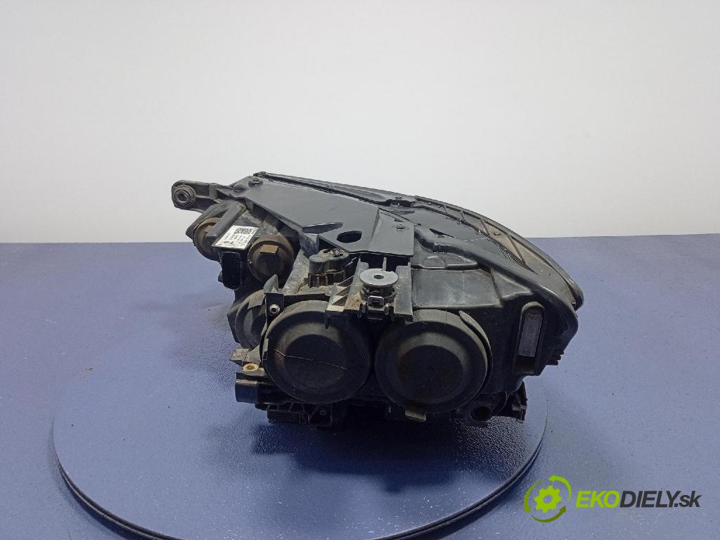 Vw Passat 2015 Reflektor: v pravo: 3G1941006B