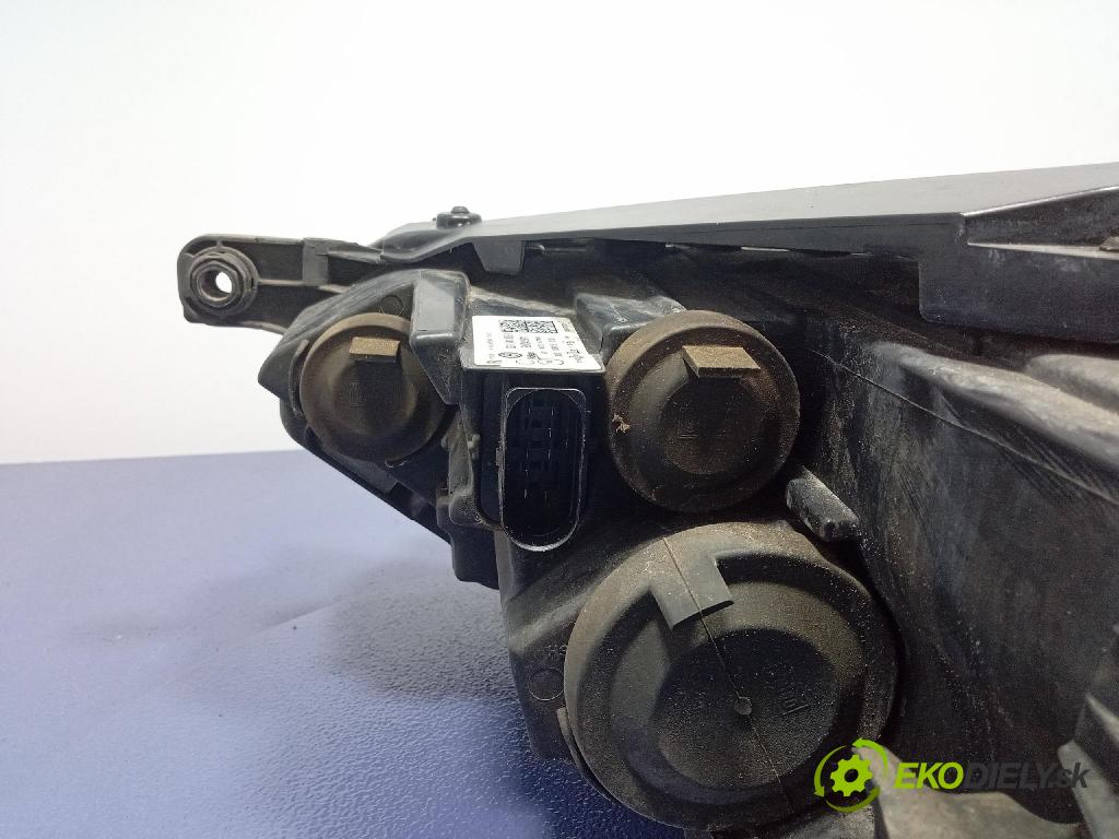 Vw Passat 2015 Reflektor: v pravo: 3G1941006B