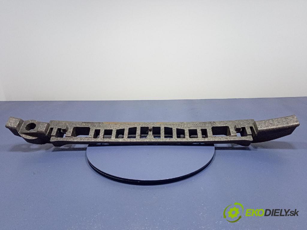 Vw Passat 2015 výstuha narazník Predné 3G0807251