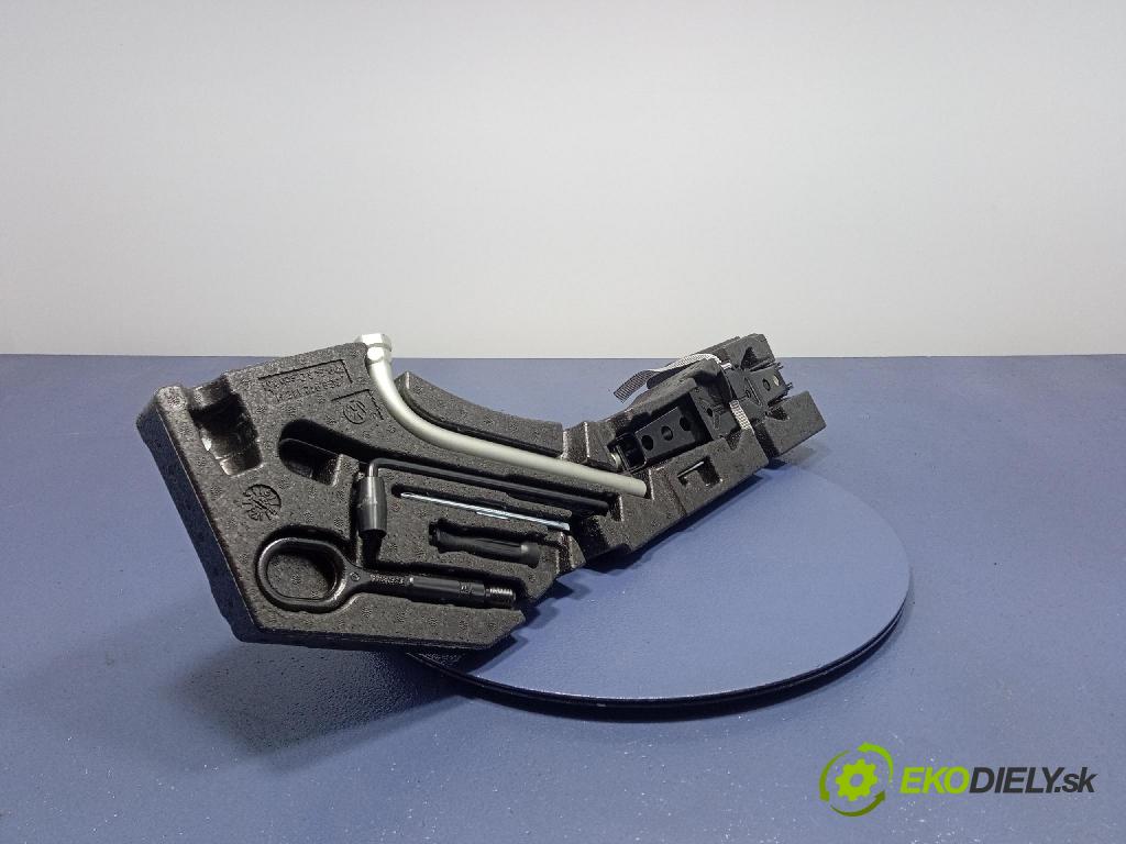 Vw Passat 2015 Kulisa radenia 3G0012115H